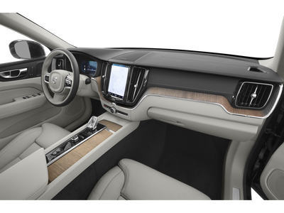 2023 Volvo XC60 Recharge Plug-In Hybrid T8 Plus Bright Theme
