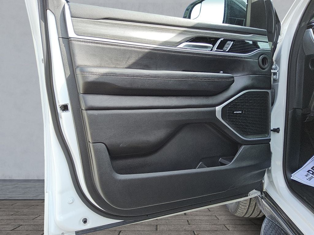 2023 Jeep Wagoneer L Series II 4x4