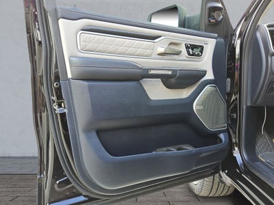 2025 RAM 1500 Tungsten Crew Cab 4x4 5'7' Box