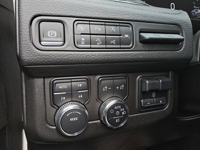 2024 GMC Yukon 4WD Denali