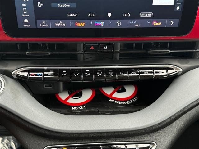 2024 FIAT 500e INSPI(RED) FWD