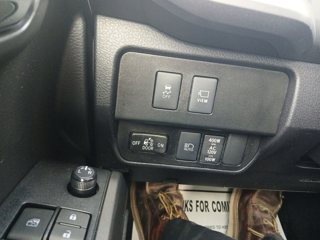 2022 Toyota Tacoma SR5 V6