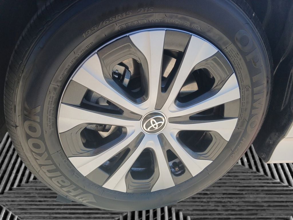 2022 Toyota Prius Prime LE