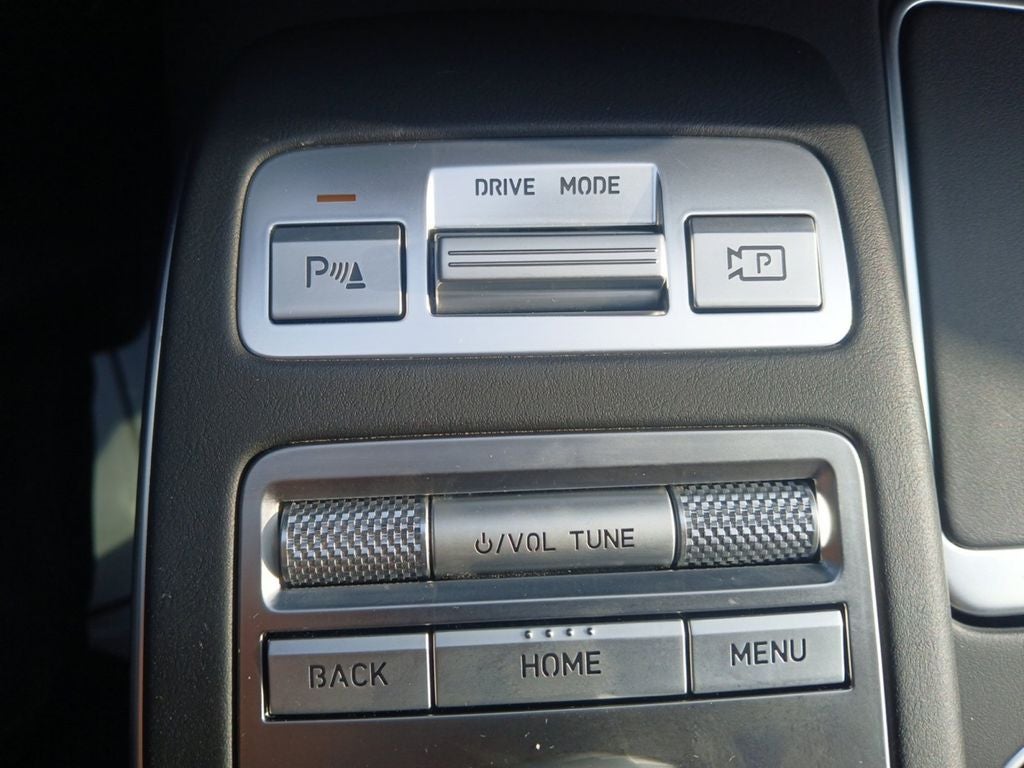 2023 Genesis GV70 2.5T