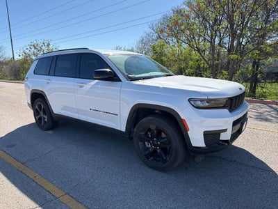 2023 Jeep Grand Cherokee L Altitude 4x2