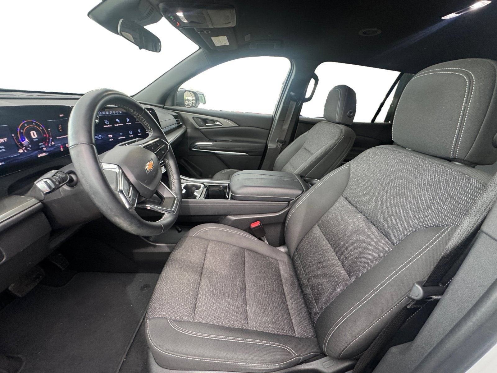 2024 Chevrolet Traverse LS