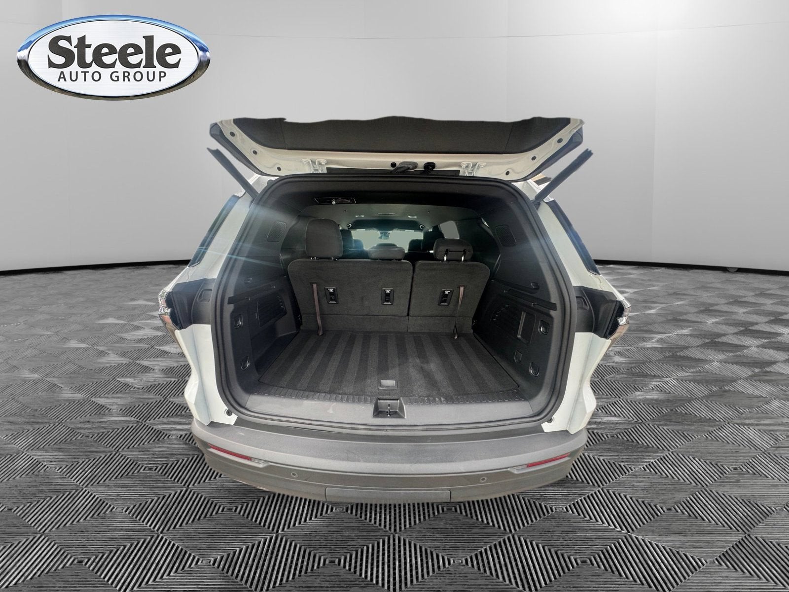 2024 Chevrolet Traverse LS