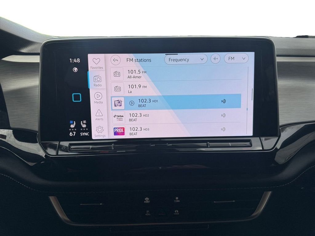 2024 Volkswagen Atlas Cross Sport 2.0T SE w/Technology