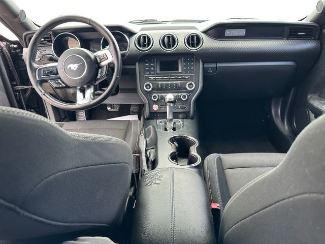 2017 Ford Mustang V6