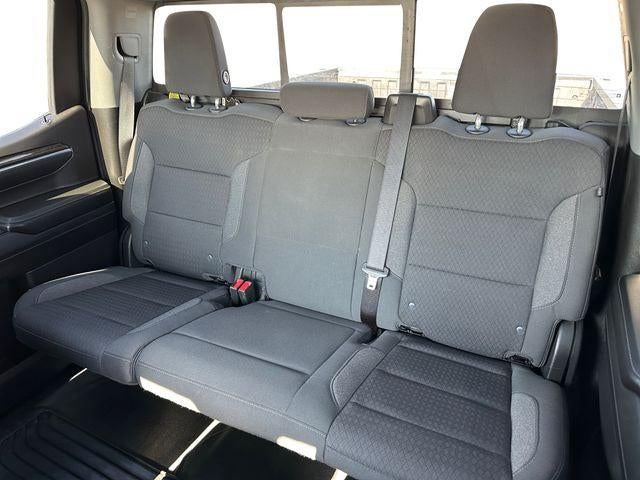 2023 Chevrolet Silverado 1500 4WD Crew Cab Standard Bed LT