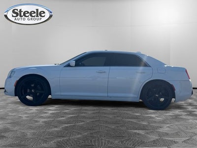 2016 Chrysler 300 Limited