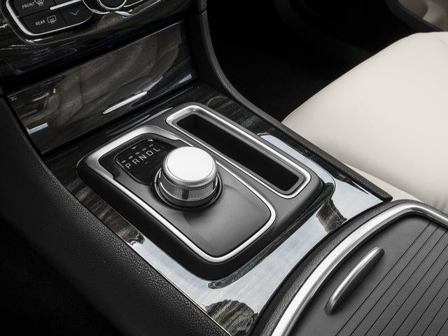 2016 Chrysler 300 Limited