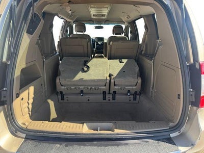 2015 Chrysler Town & Country LX