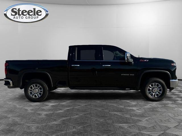 2025 Chevrolet Silverado 2500HD 4WD Crew Cab Standard Bed LTZ