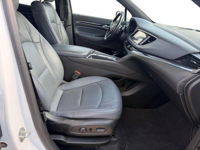 2023 Buick Enclave Essence FWD