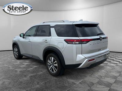 2025 Nissan Pathfinder SL FWD