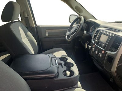 2024 RAM 1500 Classic SLT Quad Cab 4x2 6'4' Box