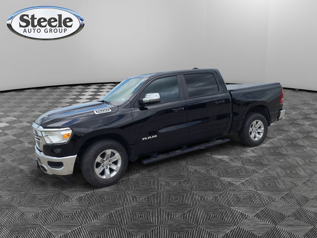 2023 RAM 1500 Laramie Crew Cab 4x2 5'7' Box