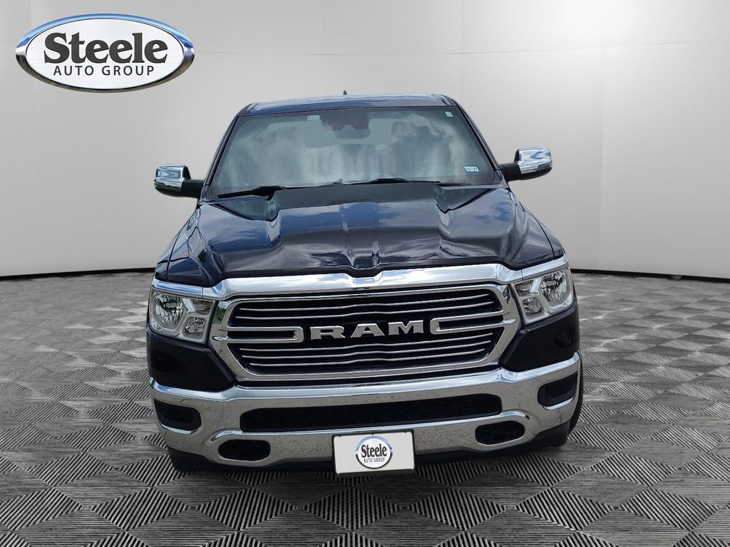 2023 RAM 1500 Laramie Crew Cab 4x2 5'7' Box