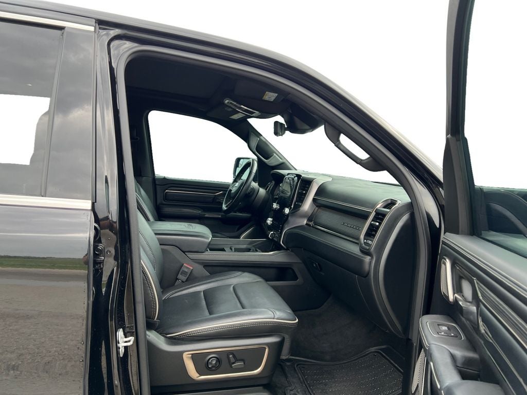 2021 RAM 1500 Limited Crew Cab 4x4 5'7' Box