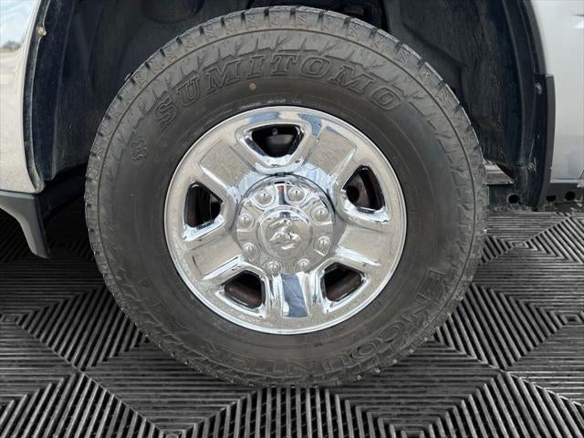 2022 RAM 2500 Tradesman Crew Cab 4x4 6'4' Box