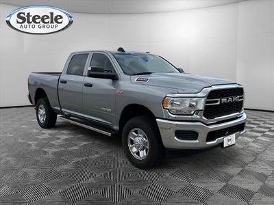 2022 RAM 2500 Tradesman Crew Cab 4x4 6'4' Box