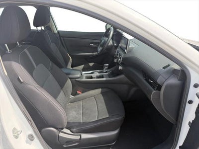2022 Nissan Sentra SV Xtronic CVT