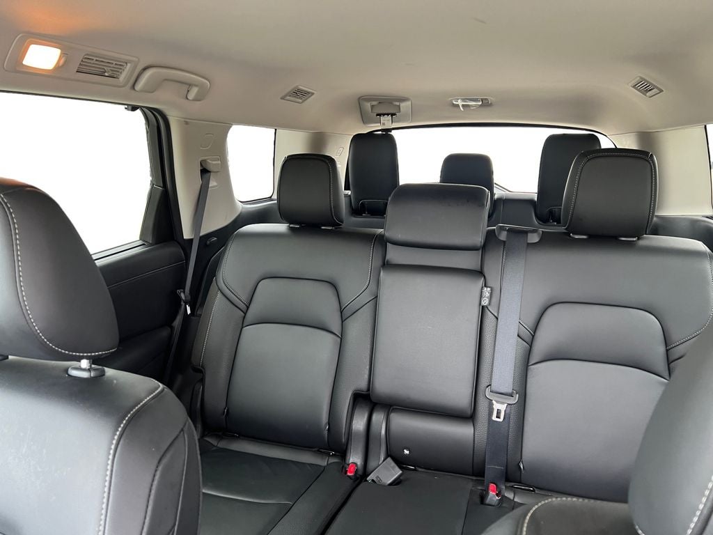 2025 Nissan Pathfinder SL FWD