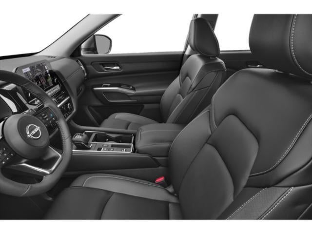 2025 Nissan Pathfinder SL FWD