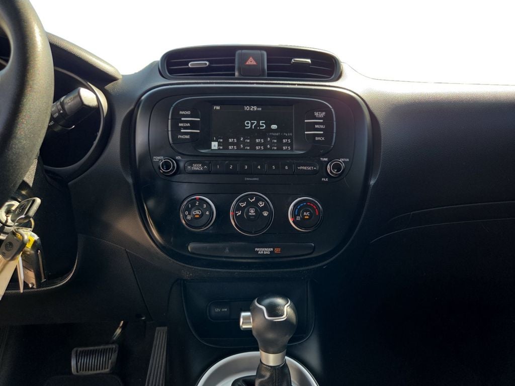 2017 Kia Soul Base