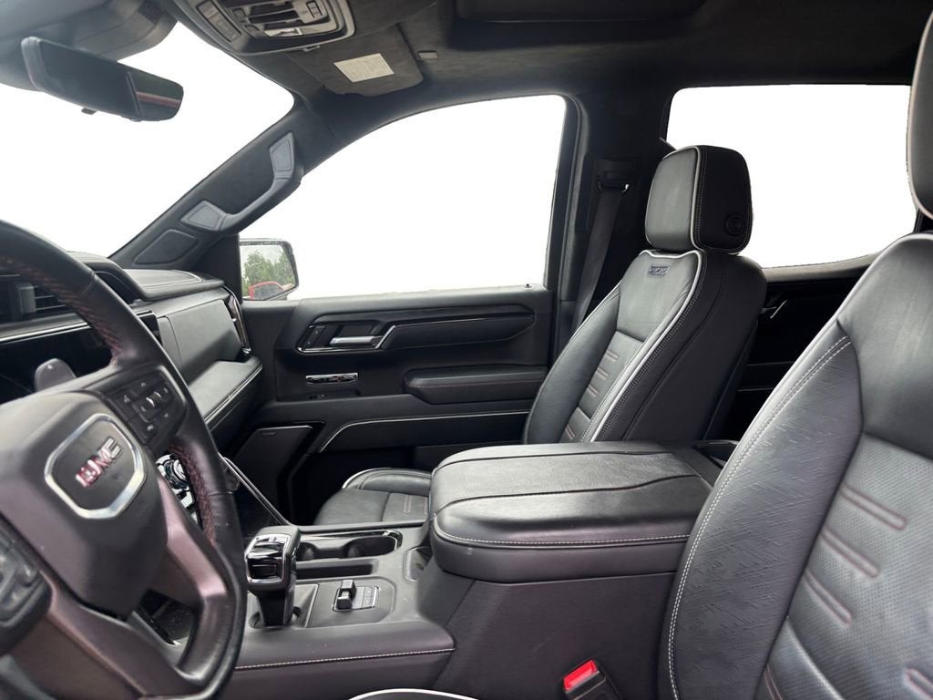 2025 GMC Sierra 1500 AT4X
