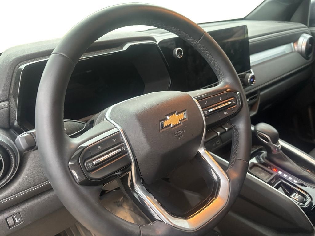 2025 Chevrolet Colorado WT/LT