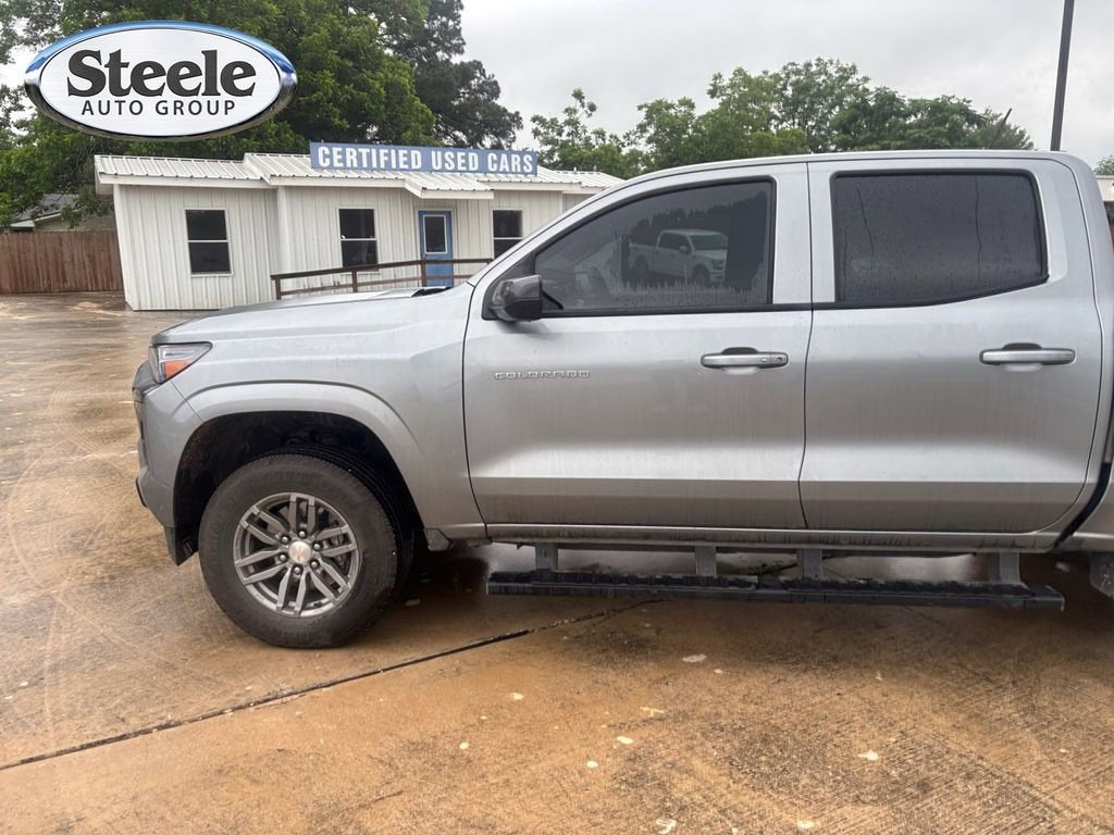 2025 Chevrolet Colorado WT/LT