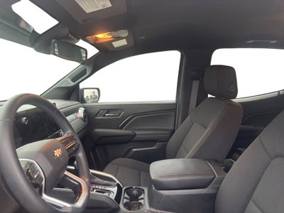 2025 Chevrolet Colorado WT/LT
