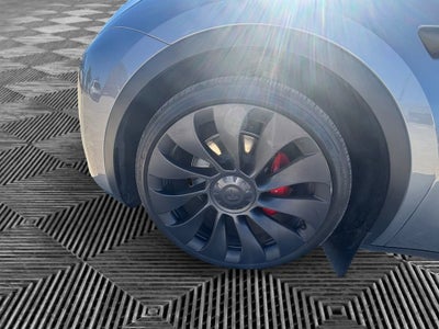 2025 Tesla Model Y Performance