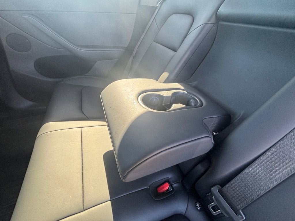 2025 Tesla Model Y Performance